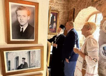 Με τον Οικουμενικό Πατριάρχη Βαρθολομαίο συναντήθηκε το Σάββατο, στην Ίμβρο ο Κώστας Καραμανλής