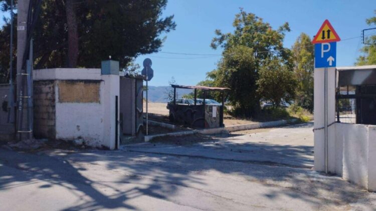 Στα χέρια του Δήμου Χανίων το …Στρατόπεδο Μαρκοπούλου (Έγινε ήδη Πάρκιν)