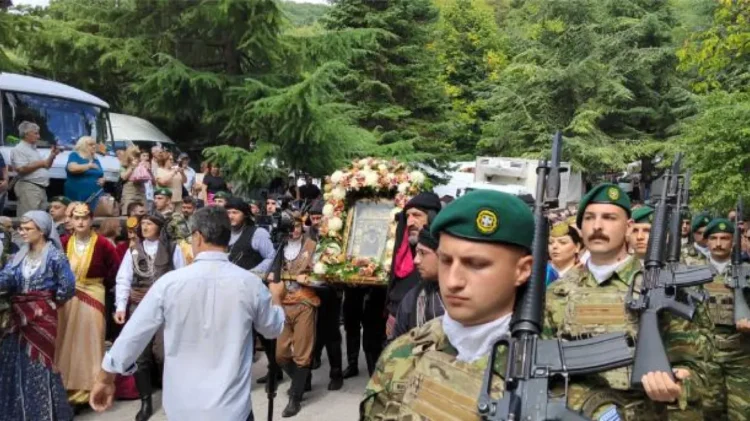 Δεκαπενταύγουστος στην Παναγία Σουμελά: Χιλιάδες πιστοί σε κλίμα κατάνυξης και τιμής στον Ποντιακό Ελληνισμό