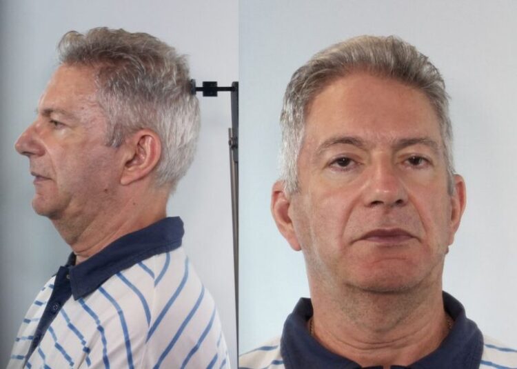 Δίνονται στη δημοσιότητα ,κατόπιν σχετικής Διάταξης του Εισαγγελέα Πρωτοδικών Χανίων, τα στοιχεία ταυτότητας 63χρονου γιατρού!