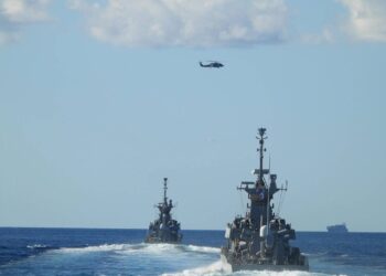 Απόσυρση  των δύο φρεγατών από τα  Διεθνή της Λιβύης … Ενώ το «Πίρι Ρέις» παραμένει στον κόλπο της Σμύρνης