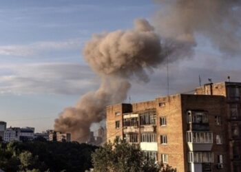 Κίεβο: Αναλαμβάνει την ευθύνη για επιθέσεις δολιοφθοράς στο ρωσικό σιδηροδρομικό δίκτυο – Τρεις νεκροί