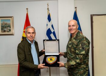 Περιοδεία ΥΦΕΘΑ Θανάση Δαβάκη σε Στρατιωτικές Μονάδες στην περιοχή των Σερρών και της Δράμας