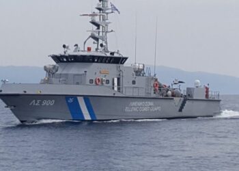 Λ/Σ  : Στα διεθνή ύδατα παρέμειναν τα Τουρκικά Σκάφη …Αλλά (μόκο). για τα πυρά !