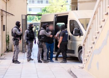 Προσωρινά κρατούμενοι κρίθηκαν τα …αδέρφια της Κρήτης