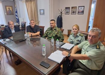 Επίσκεψη του Δκτή της ΣΜΥ στην Διεύθυνση Δευτεροβάθμιας Εκπαίδευσης Τρικάλων