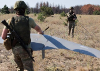 Η Ρωσία ανακοίνωσε πως κατέρριψε στη διάρκεια της νύχτας 221 ουκρανικά UAVs