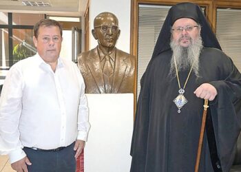 Αγιασμός και Ύμνος στην εφημερίδα της Λάρισας και της Θεσσαλίας «Ελευθερία»