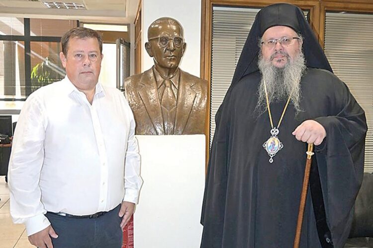 Αγιασμός και Ύμνος στην εφημερίδα της Λάρισας και της Θεσσαλίας «Ελευθερία»