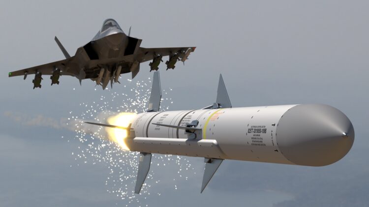 Οι ΗΠΑ ενέκριναν την πώληση 405 πυραύλων αέρος-αέρος στη Φινλανδία