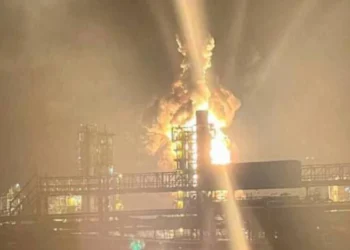 Ουκρανικό drone χτύπησε το διυλιστήριο Kirishi – Διακοπή παραγωγής 400.000 βαρελιών την ημέρα