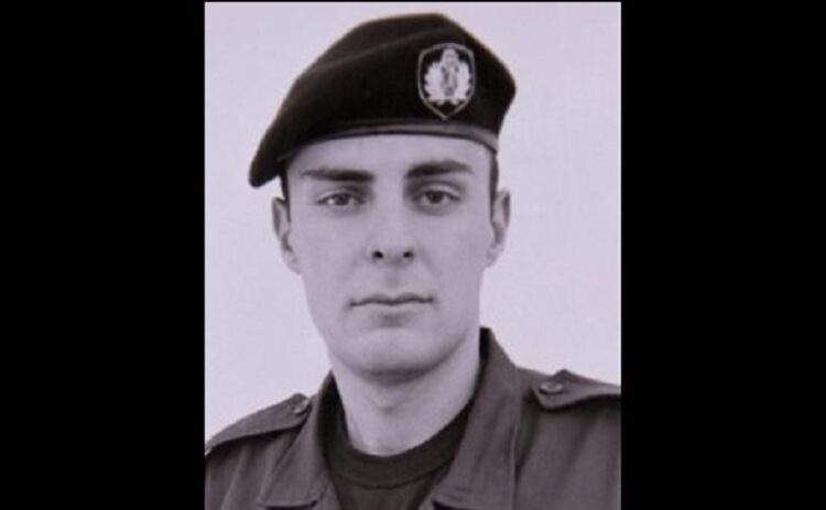 Κρήτη: Δέκα χρόνια από τον θάνατο του Στάθη Λαζαρίδη – Η Αστυνομία τιμά τη μνήμη του Ανθυπαστυνόμου