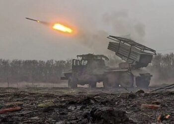 Ρωσικός πύραυλος έπληξε ανθρωπιστική αποστολή αποναρκοθέτησης στην Ουκρανία