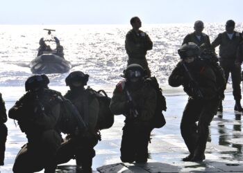 Έφοδος του Ισραηλινού πολεμικού Ναυτικού στο στολίσκο για την  Γάζα.