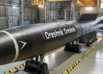 Η Ουκρανία ανεφερε οτι κατέστρεψε έναν από τους ρωσικούς πυραύλους μέσου βεληνεκούς Oreshnik