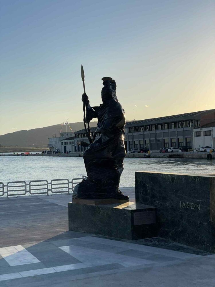 Αποκαλυπτήρια αγάλματος του Ιάσωνα στην παραλία του Βόλου