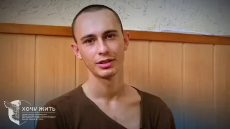 Επέστρεψε στην Ελλάδα ο 22χρονος Αλέξανδρος Τσιλίκας μετά από 11 μήνες αιχμαλωσίας στην Ουκρανία