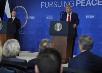 O Πούτιν συγκάλεσε το Συμβούλιο Ασφαλείας μετά την επικοινωνία με Τραμπ – Στον Λευκό Οίκο απόψε ο Ζελένσκι