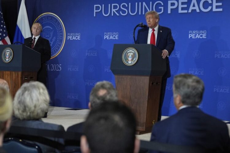 O Πούτιν συγκάλεσε το Συμβούλιο Ασφαλείας μετά την επικοινωνία με Τραμπ – Στον Λευκό Οίκο απόψε ο Ζελένσκι