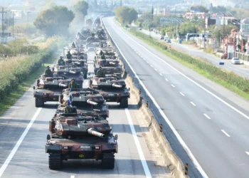 Εντυπωσιακή η πρόβα της στρατιωτικής παρέλασης στη Θεσσαλονίκη για την 28η Οκτωβρίου