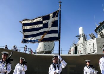 Έως και την Τρίτη 28 Οκτωβρίου, οι επισκέπτες στα πολεμικά πλοία