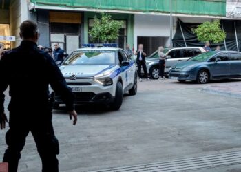 Ανακοίνωση για το διπλό φονικό στη Φοινικούντα και τη σύλληψη των δύο 22χρονων εξέδωσε η Αστυνομία.