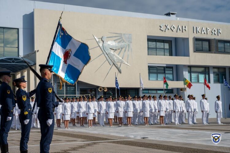 Ορκίστηκαν 135 νέοι Ίκαροι στην Αεροπορική Βάση Δεκέλειας (φωτό )