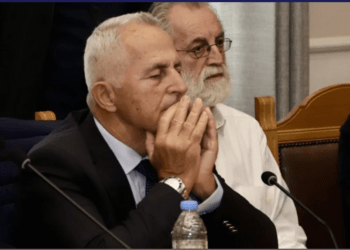 Ο “Βαρκάρης του Κασελάκη “…Έβαλε ρότα για το ΠΑΣΟΚ;