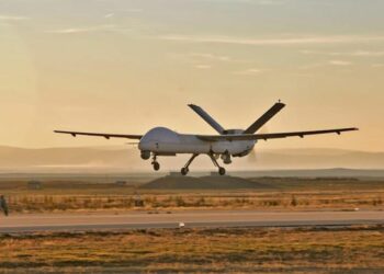 Γιατί ανεχόμαστε τα Τουρκικά UAVs να γυροφέρνουν στα νερά μας;