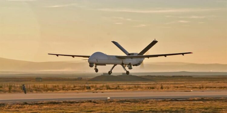 Γιατί ανεχόμαστε τα Τουρκικά UAVs να γυροφέρνουν στα νερά μας;