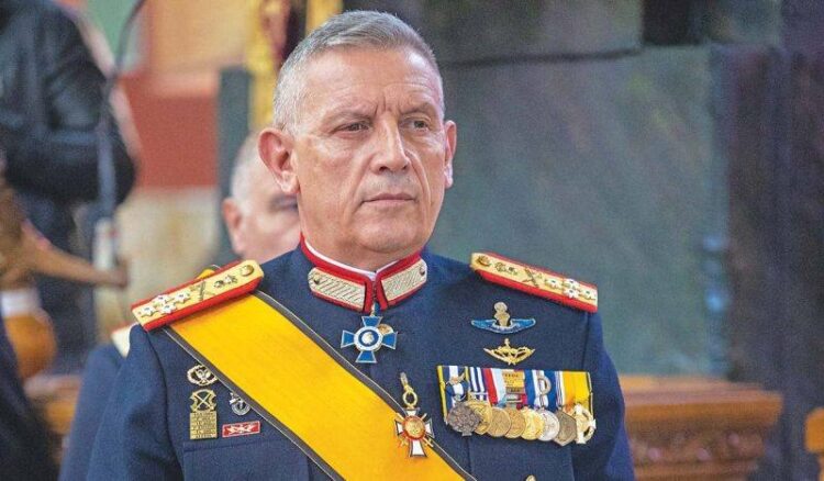 Στρατηγός Φλώρος: Επιφυλάξεις για «αλλαγές στη δομή των δυνάμεων που δεν είναι καλές»,