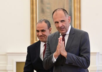 Γεραπετρίτης :«Kαμία πρόθεση για αποστολή στρατευμάτων στην Ουκρανία…Αλλά πρέπει να είμαστε περισσότερο έτοιμοι για όλα τα ενδεχόμενα