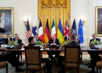 O Τραμπ «παγώνει» το ουκρανικό σχέδιο: Ευρωπαϊκές αντιδράσεις για τέσσερα κρίσιμα σημεία των 28 όρων – Απειλές Πούτιν