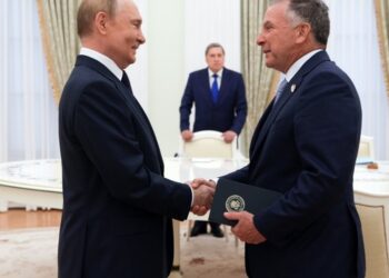 Οι ΗΠΑ στέλνουν απεσταλμένο στη Μόσχα – Εντείνονται οι διεργασίες για το ειρηνευτικό σχέδιο Τραμπ για την Ουκρανία