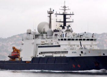 Βρετανικός συναγερμός για το ρωσικό Yantar: Το Λονδίνο παρακολουθεί στενά και προειδοποιεί τη Μόσχα