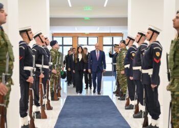 Στο άμυνας η Πρέσβης των ΗΠΑ, κα Kimberly Α. Guilfoyle