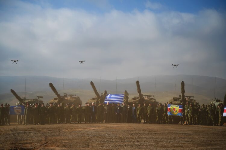 “Η έφοδος των ΣμηΕΑ”  & αντίδραση των “ΑΝΤΙΣμηΕΑ” …Στο Πεδίο Βολής & Ασκήσεων ΑΕΤΟΥ στον Έβρο (Εντυπωσιακό video)