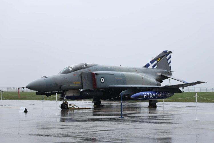 Υπό βροχή ο εορτασμός της Πολεμικής Αεροπορίας στη 110 Πτέρυγα Μάχης