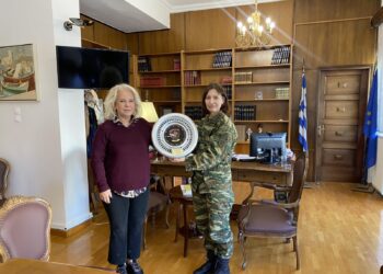 Δωρεά είκοσι (20) ηλεκτρονικών υπολογιστών στο 307 ΠΕΒ.