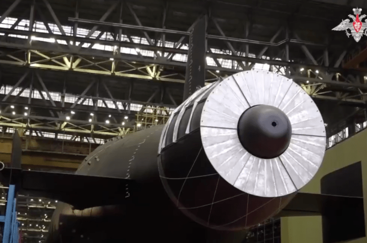 Η Ρωσία καθέλκυσε το πυρηνικό υποβρύχιο «Khabarovsk» – Φέρει το υπερόπλο drone «Poseidon» με πυρηνική ισχύ τσουνάμι