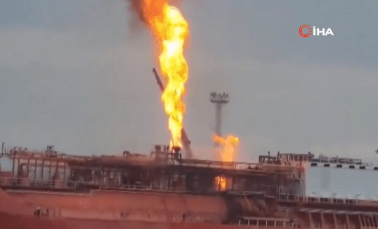 Ρωσικά πυρά σε τουρκικό LPG-πλοίο με 4.000 τόνους φορτίου στην Οδησσό