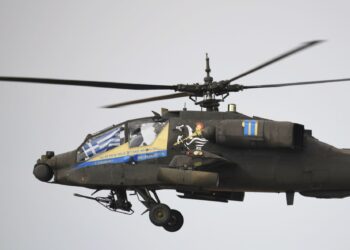 Η Aθήνα ενισχύει τα Απάτσι: Συμφωνία με ΗΠΑ για πυραύλους Hellfire