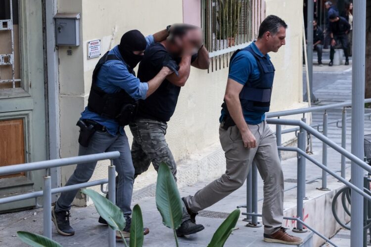 Έλαβε προθεσμία προκειμένου να απολογηθεί στις 17/11 ο ανεψιός του Φανούρη Καργάκη…”Τον έκαψε το video”