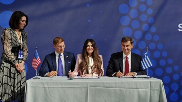 Ελλάδα και ΗΠΑ υπέγραψαν Διακήρυξη Οικονομικής Ασφάλειας – Νέα εποχή στρατηγικής συνεργασίας στην τεχνολογία και την καινοτομία