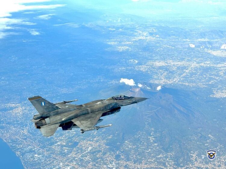 Η 340Μ της Πολεμικής Αεροπορίας στη «Falcon Strike 2025» – Κοινές αποστολές με F-35 και Rafale στην Ιταλία