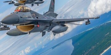 Επέστρεψαν στο Κεντρικό Αιγαίο οι Τούρκοι με οπλισμένα F-16