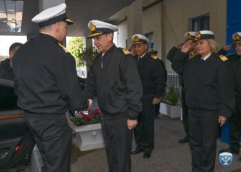 Στο Ναυτικό Νοσοκομείο Αθηνών (ΝΝΑ) ο Α/ΓΕΝ  στο πλαίσιο ανταλλαγής ευχών