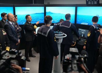 Παρουσία Δένδια τα εγκαίνια του νέου Προσομοιωτή Ναυτιλίας της Σχολής Ναυτικών Δοκίμων