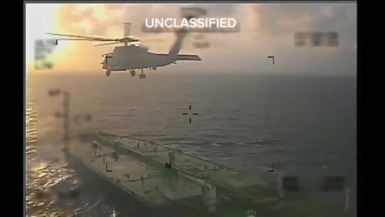 Οι ΗΠΑ κατάσχεσαν δεξαμενόπλοιο στη Βενεζουέλα (video)