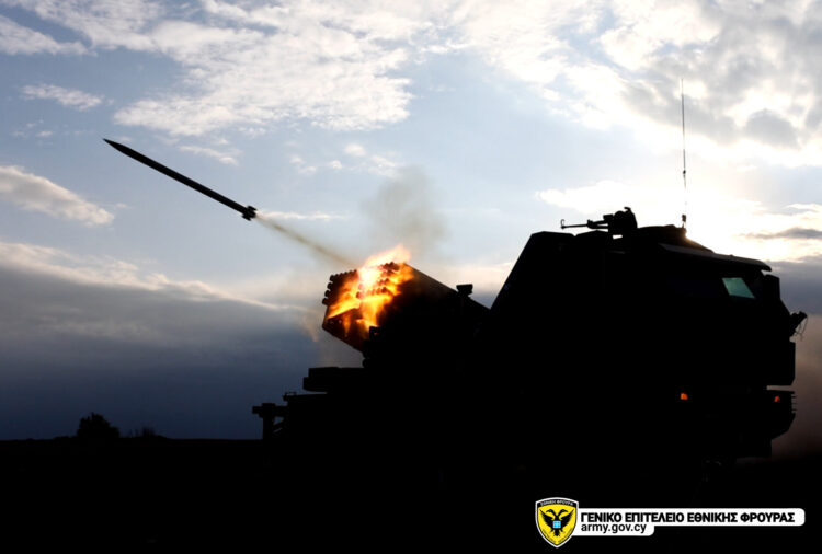 Βολές αποδοχής πολλαπλών εκτοξευτών πυραύλων (ΠΕΠ) «TAMNAVA» της Ε.Φ (video)